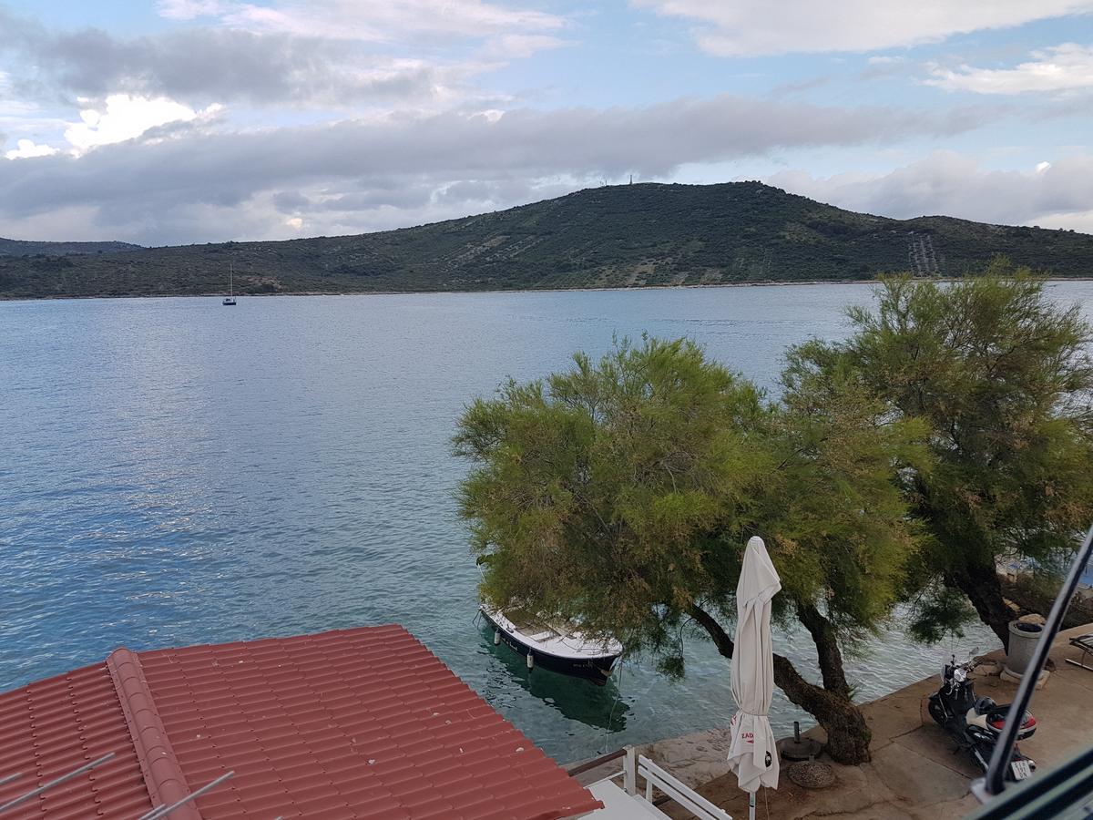 Apartmani Toni Poce Primosten Bagian luar foto