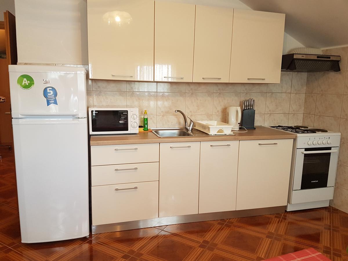 Apartmani Toni Poce Primosten Bagian luar foto