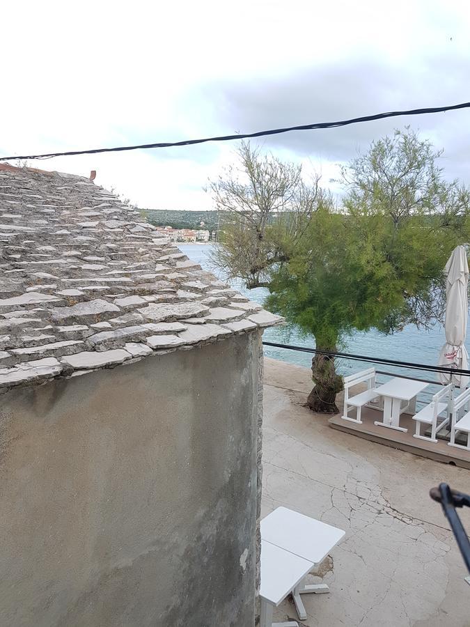 Apartmani Toni Poce Primosten Bagian luar foto