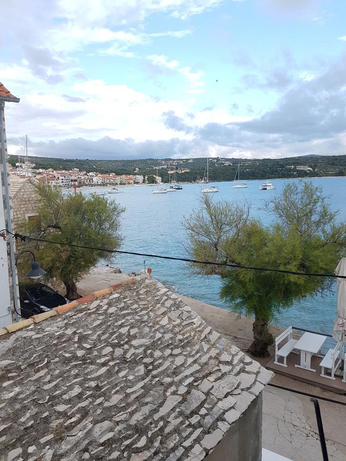 Apartmani Toni Poce Primosten Bagian luar foto