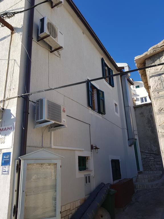 Apartmani Toni Poce Primosten Bagian luar foto